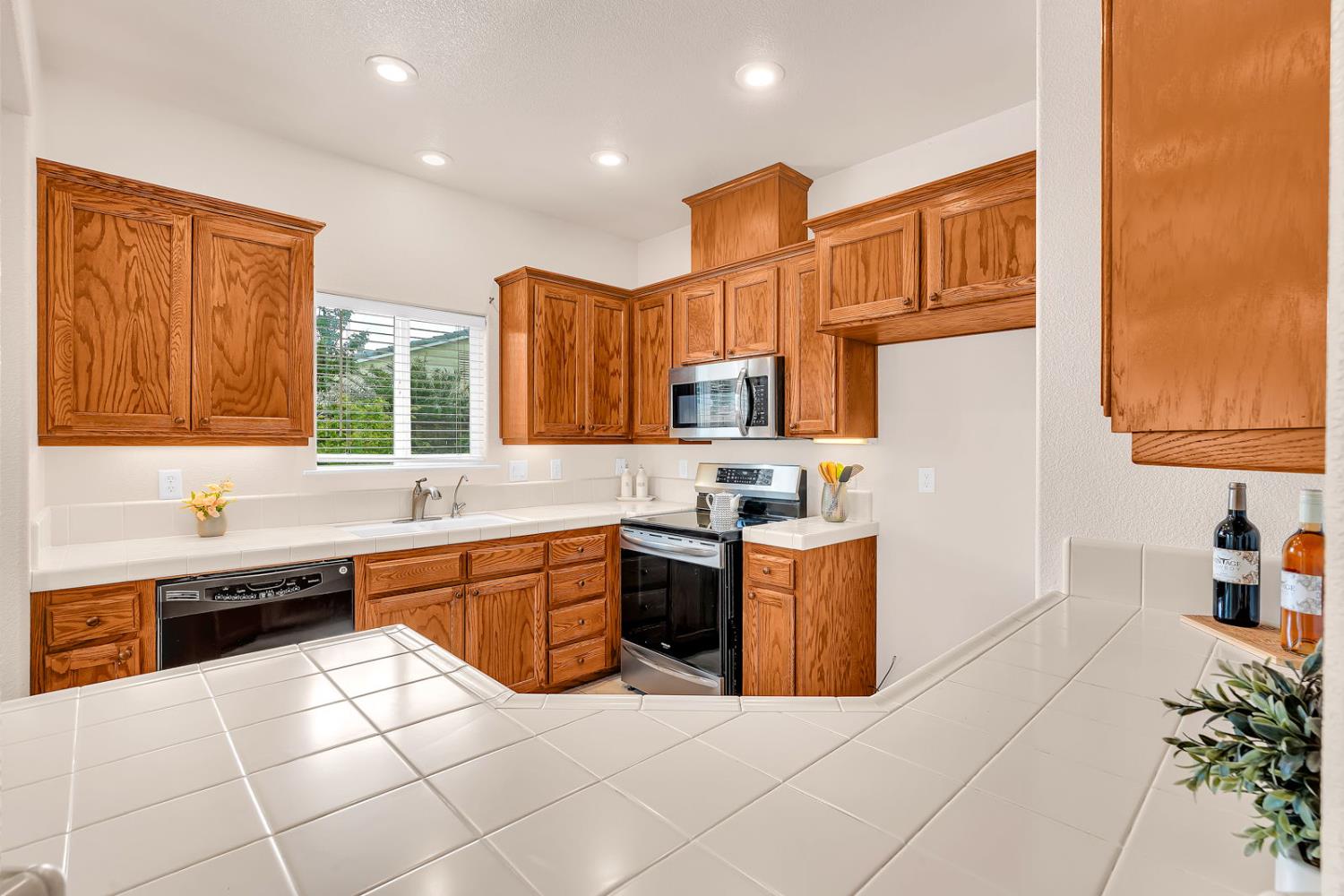 824 El Tesoro Lane