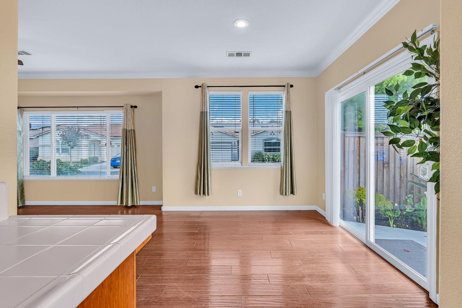 824 El Tesoro Lane