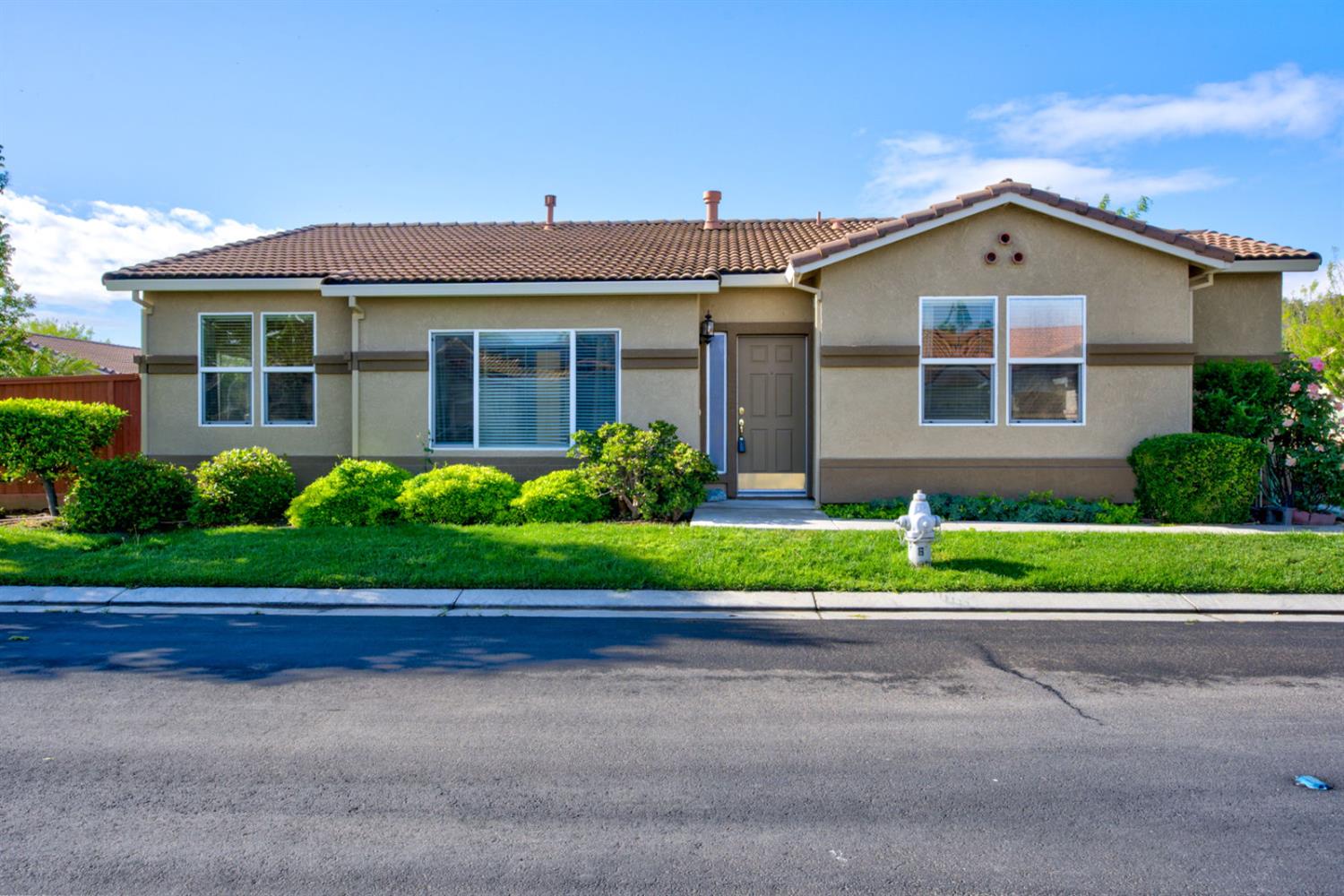 824 El Tesoro Lane