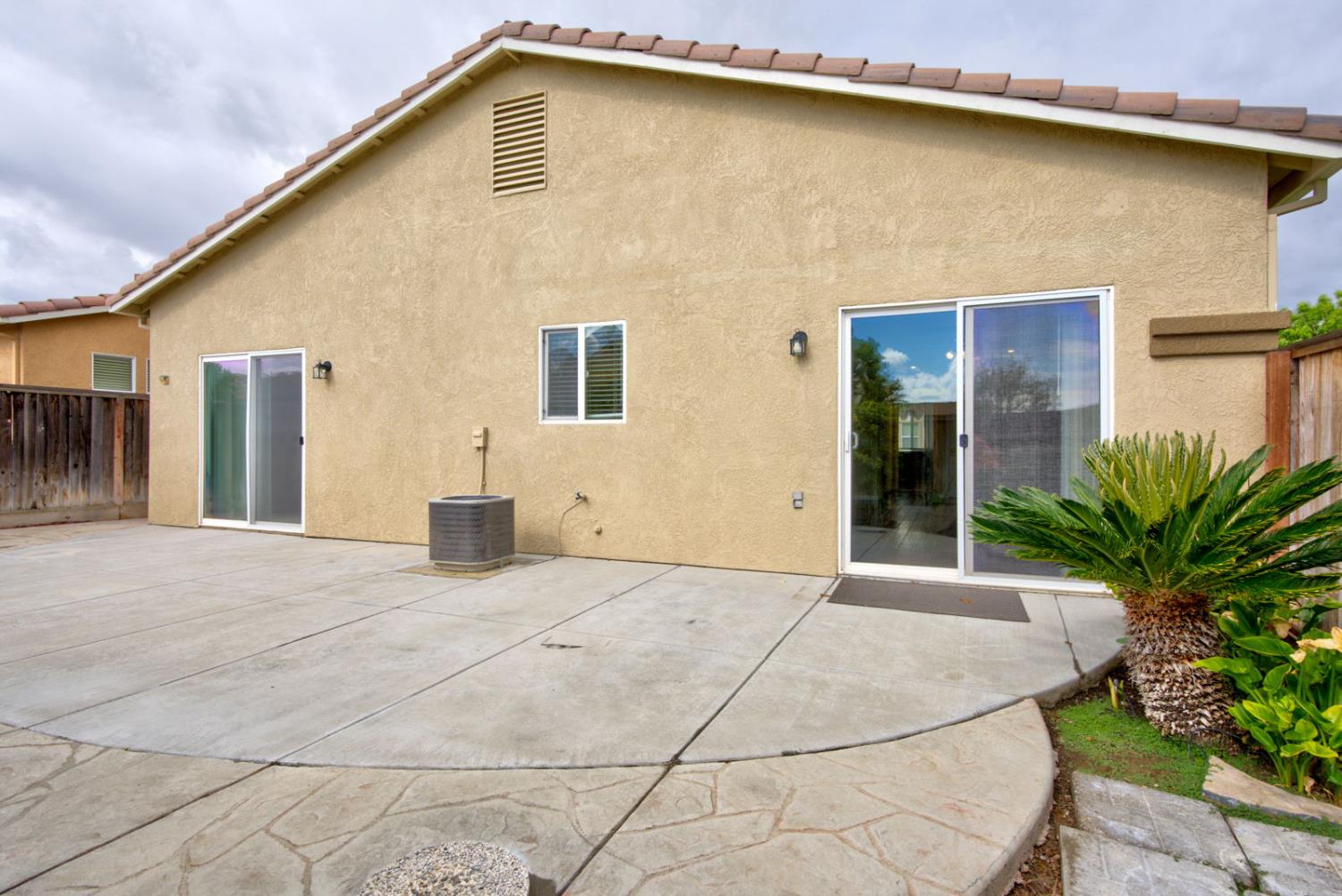 824 El Tesoro Lane