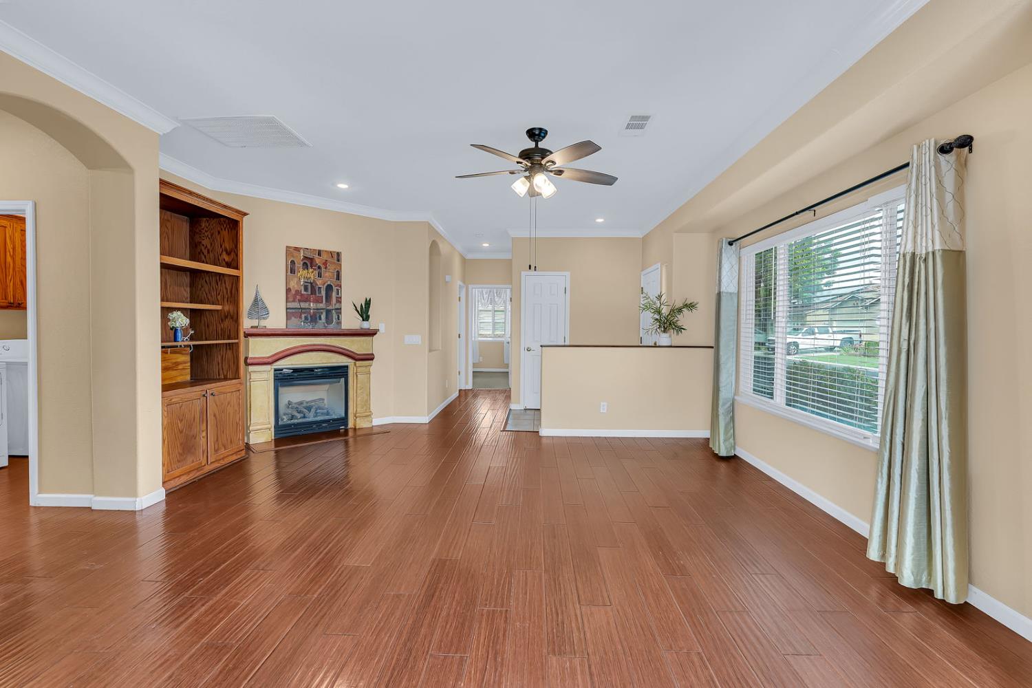 824 El Tesoro Lane