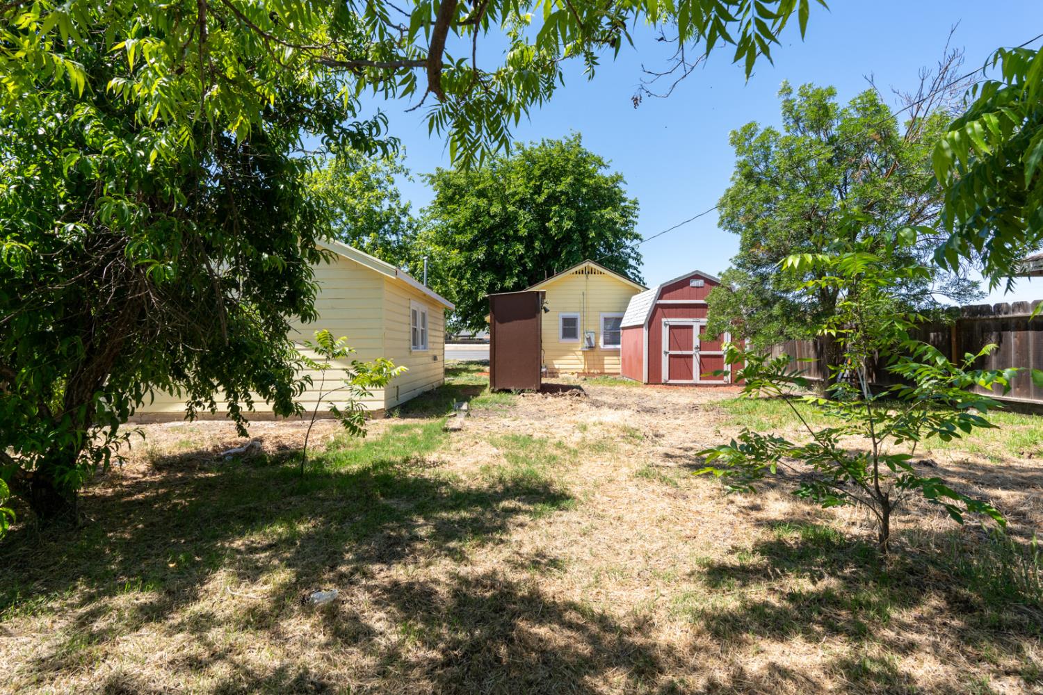 1117 Center Avenue