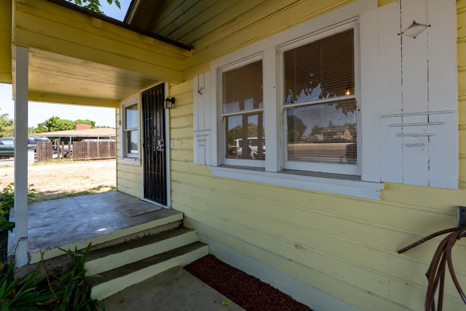 1117 Center Avenue