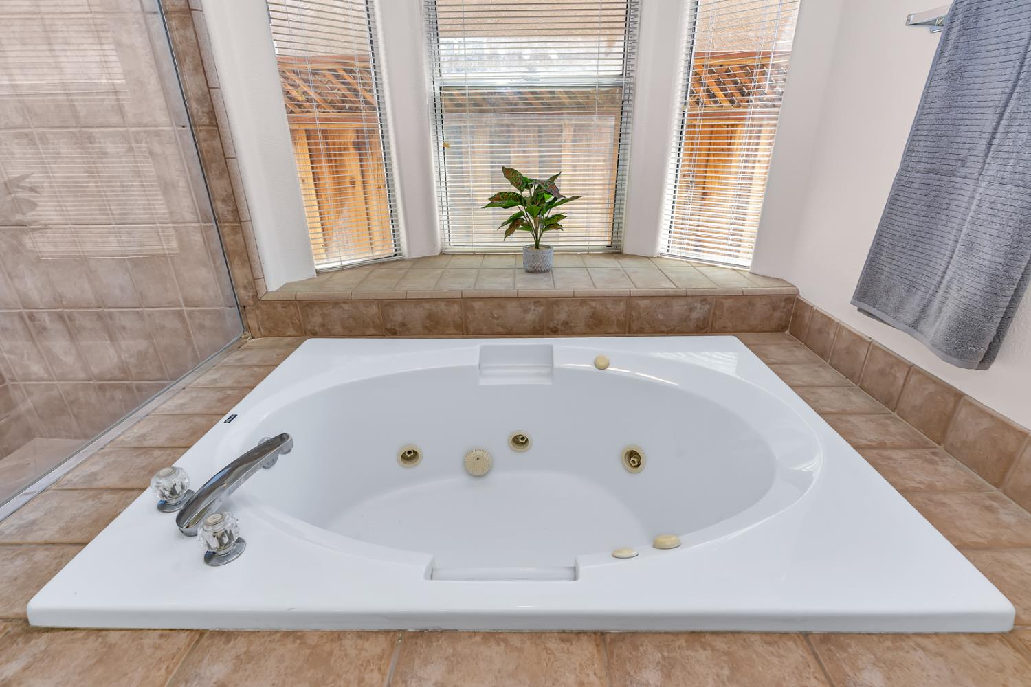 2541 Canvasback Drive
