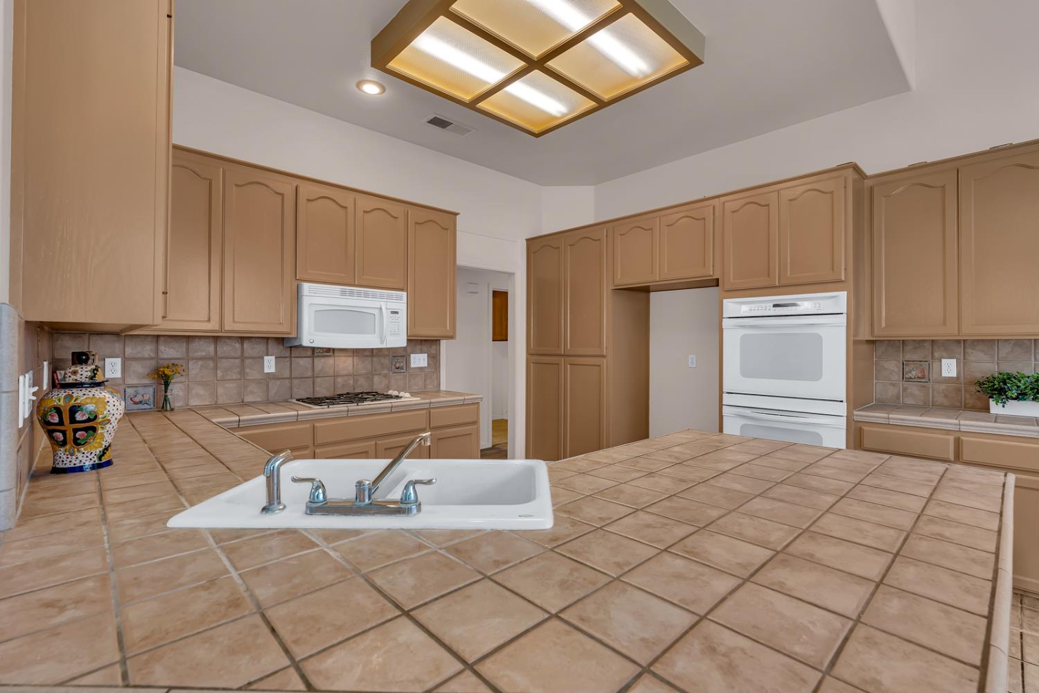 2541 Canvasback Drive
