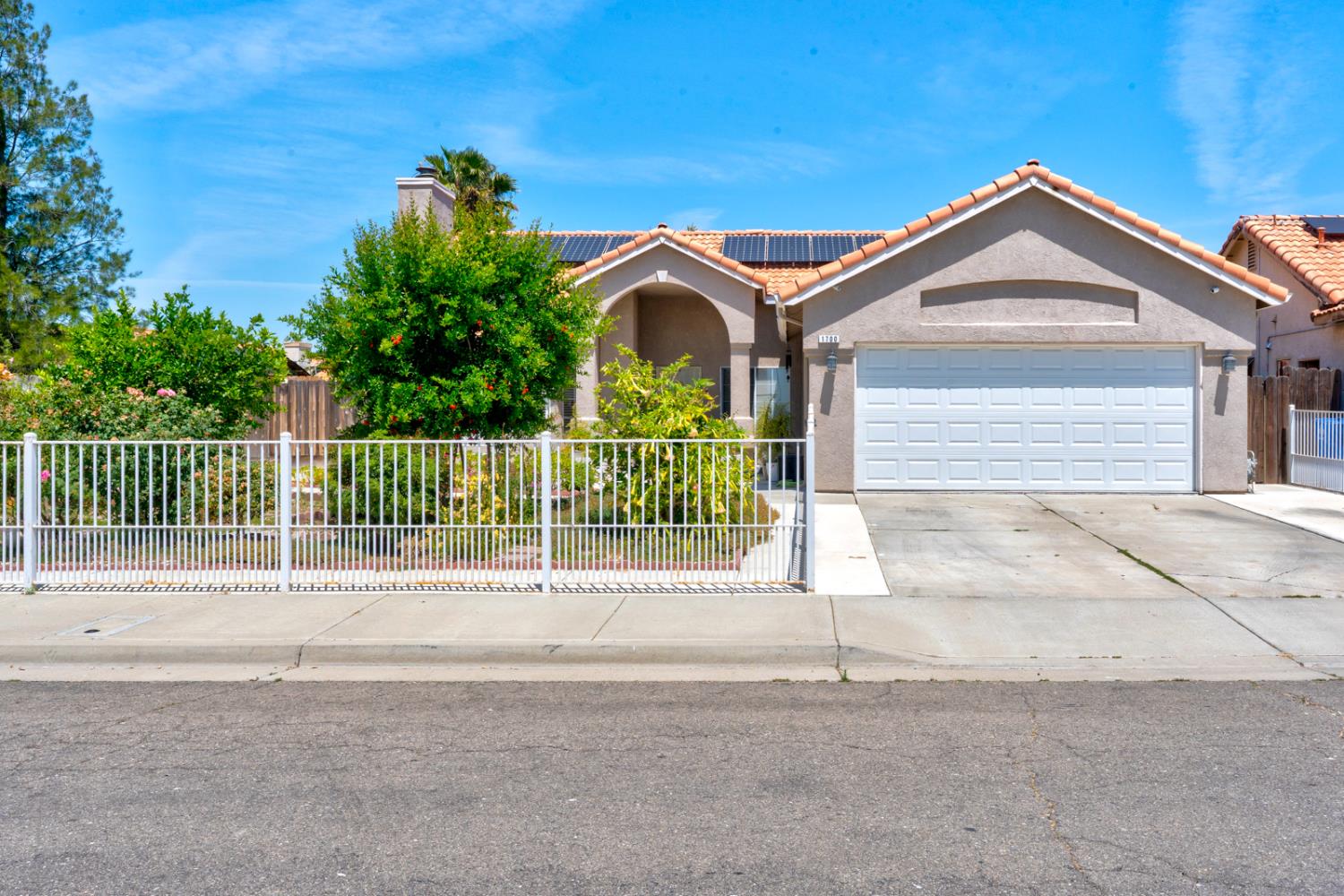 1700 San Simeone Way