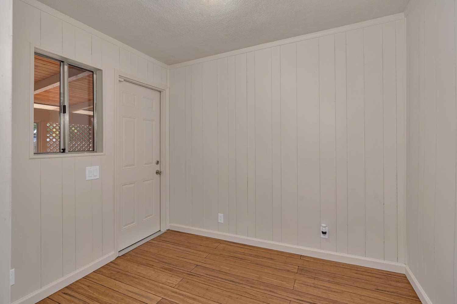 163 N Santa Rosa Street