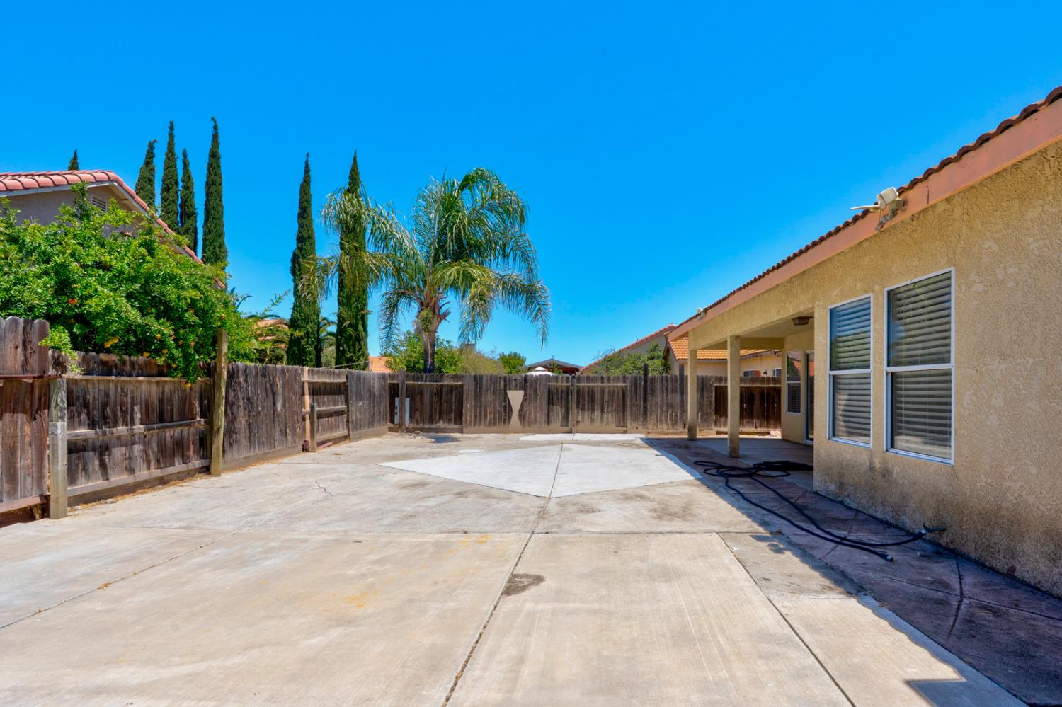 128 Chardonnay Street