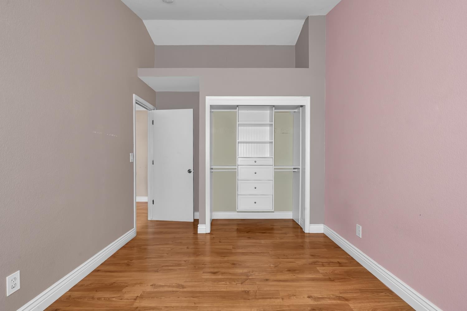 128 Chardonnay Street