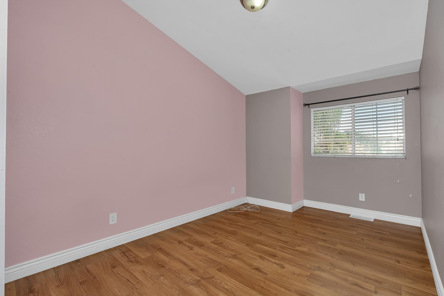 128 Chardonnay Street