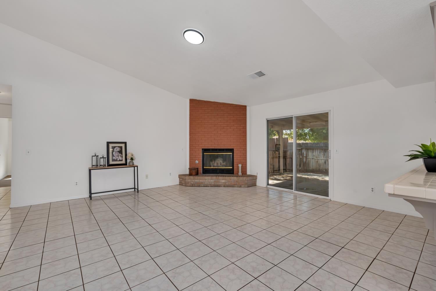 99 Lime Avenue