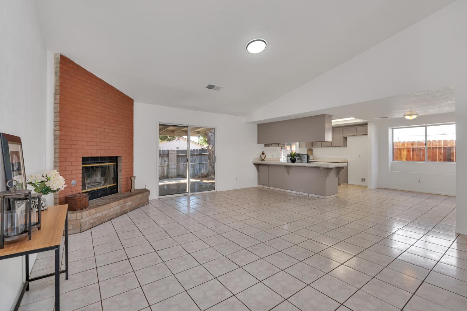 99 Lime Avenue