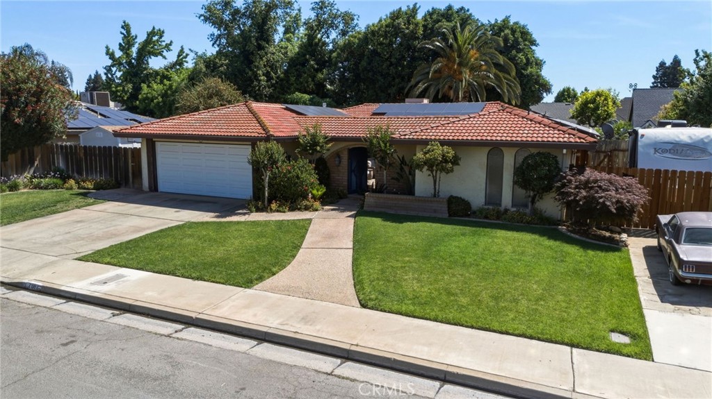 2882 El Camino Real