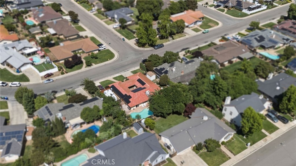 2882 El Camino Real