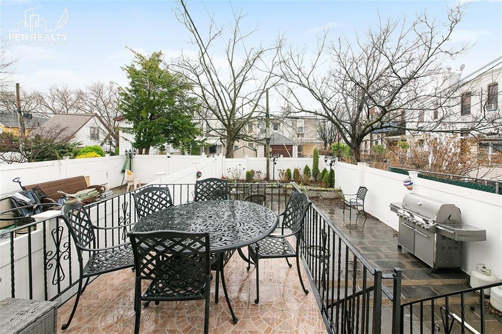 914 Bay Ridge Parkway