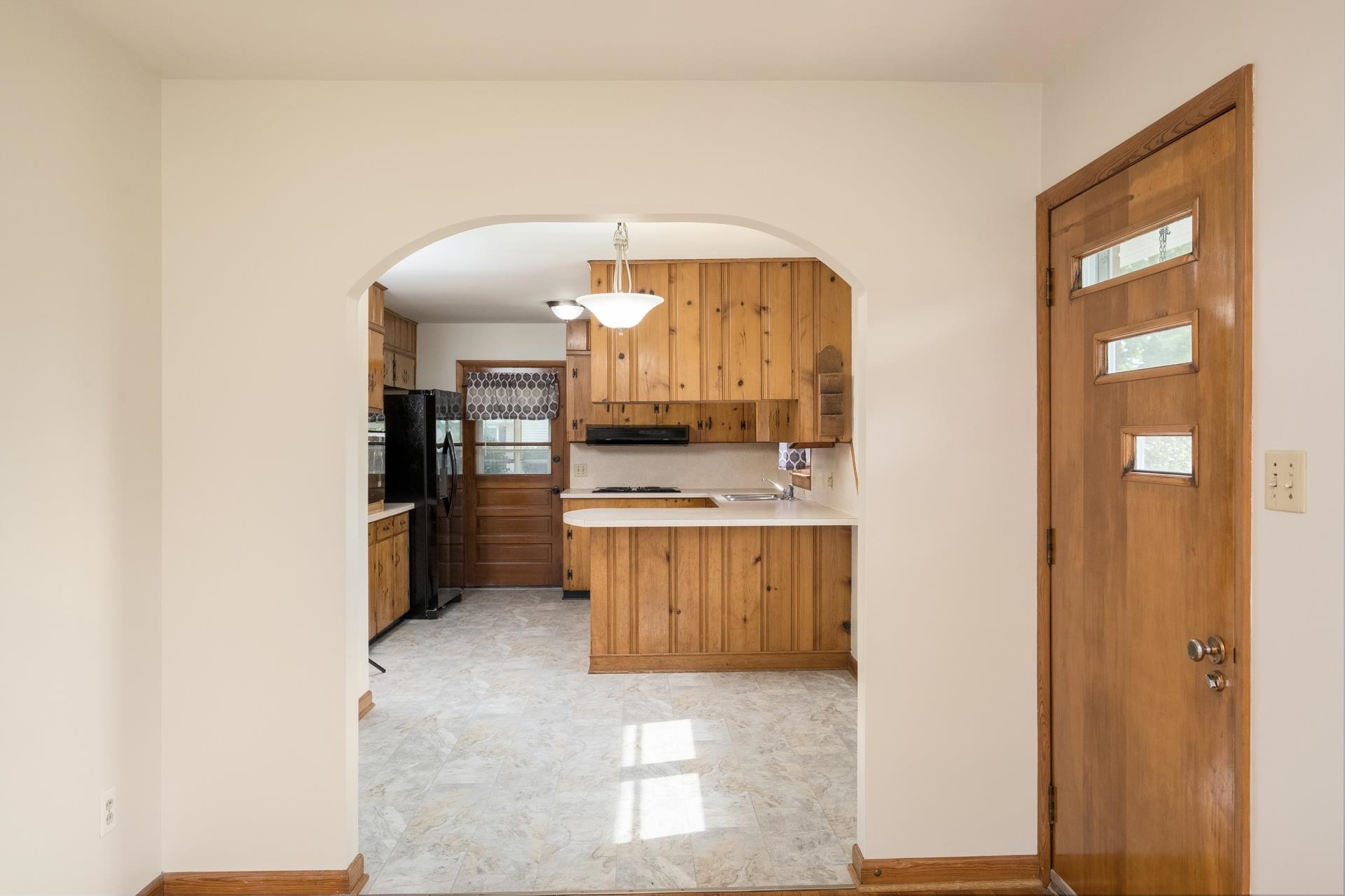 1203 ELM AVE