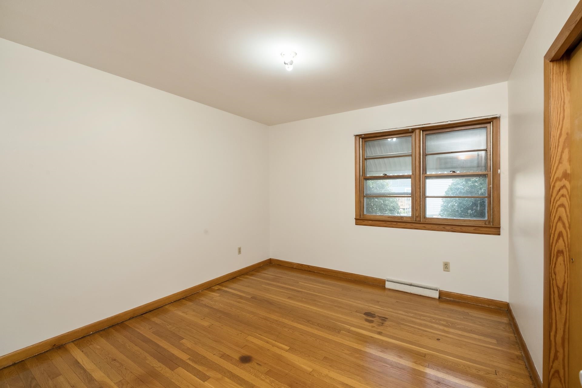 1203 ELM AVE