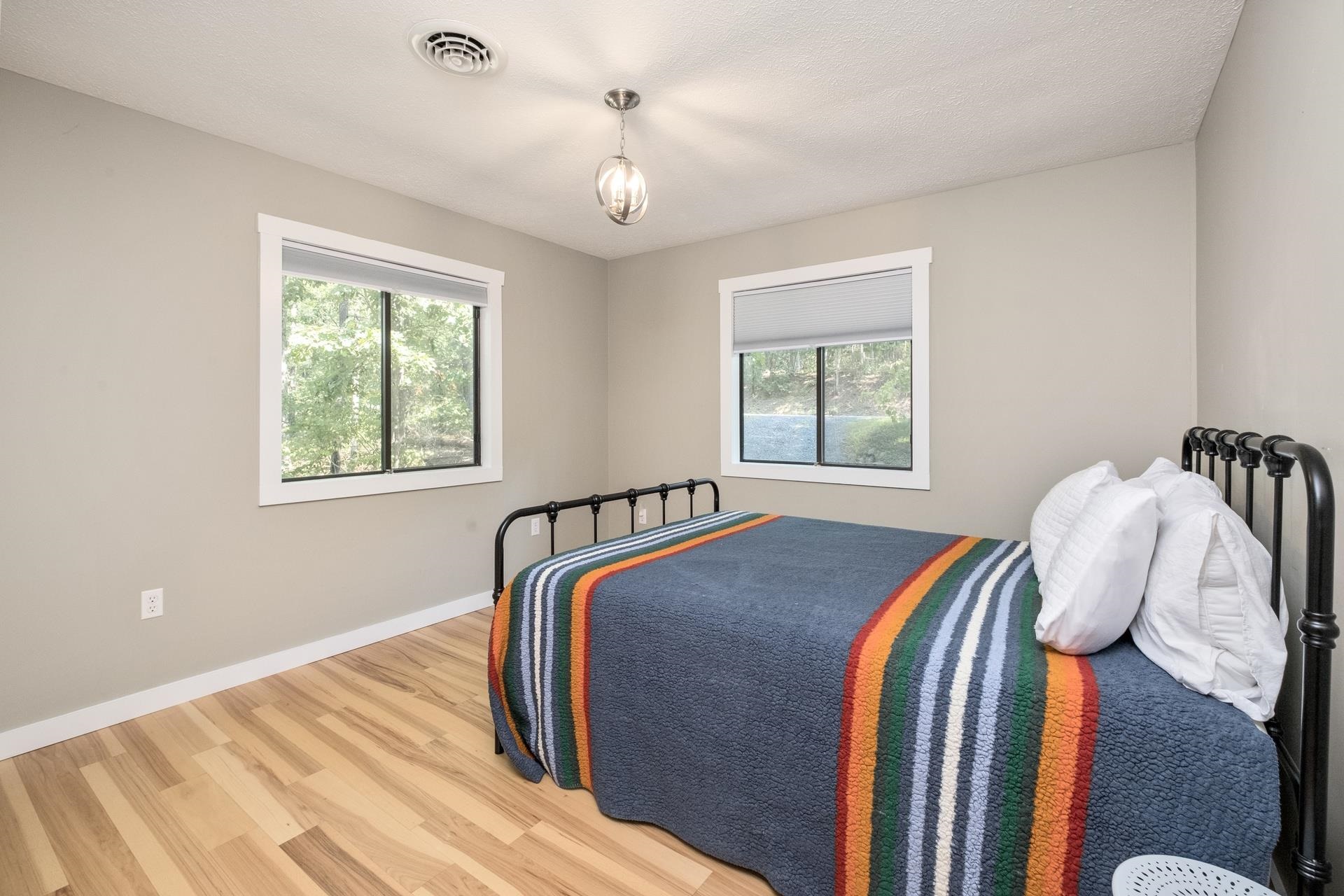 102 BITTERNUT LN
