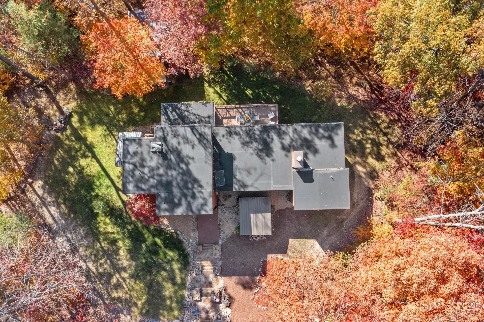 425 BREEZE WAY