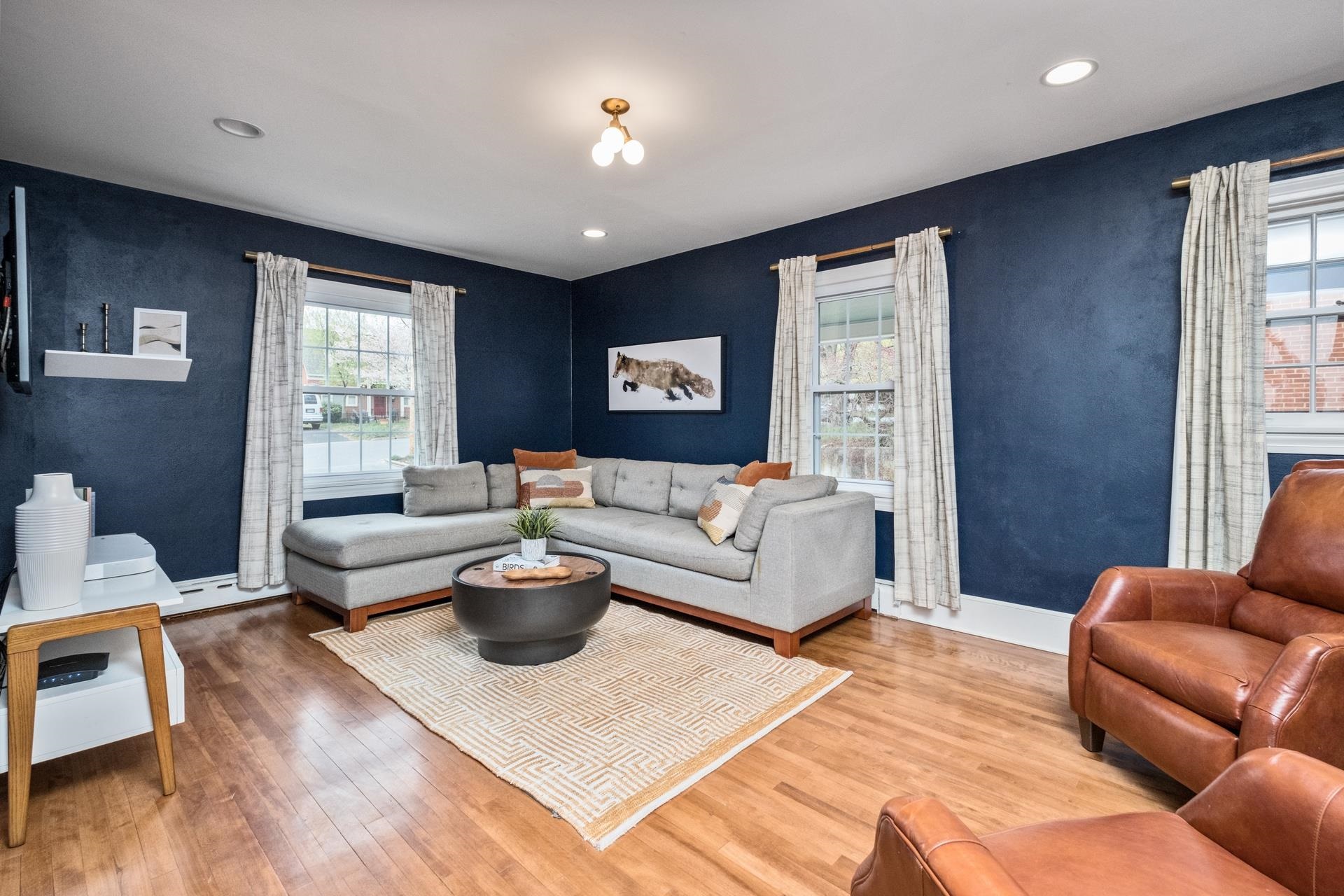 320 NEW YORK AVE