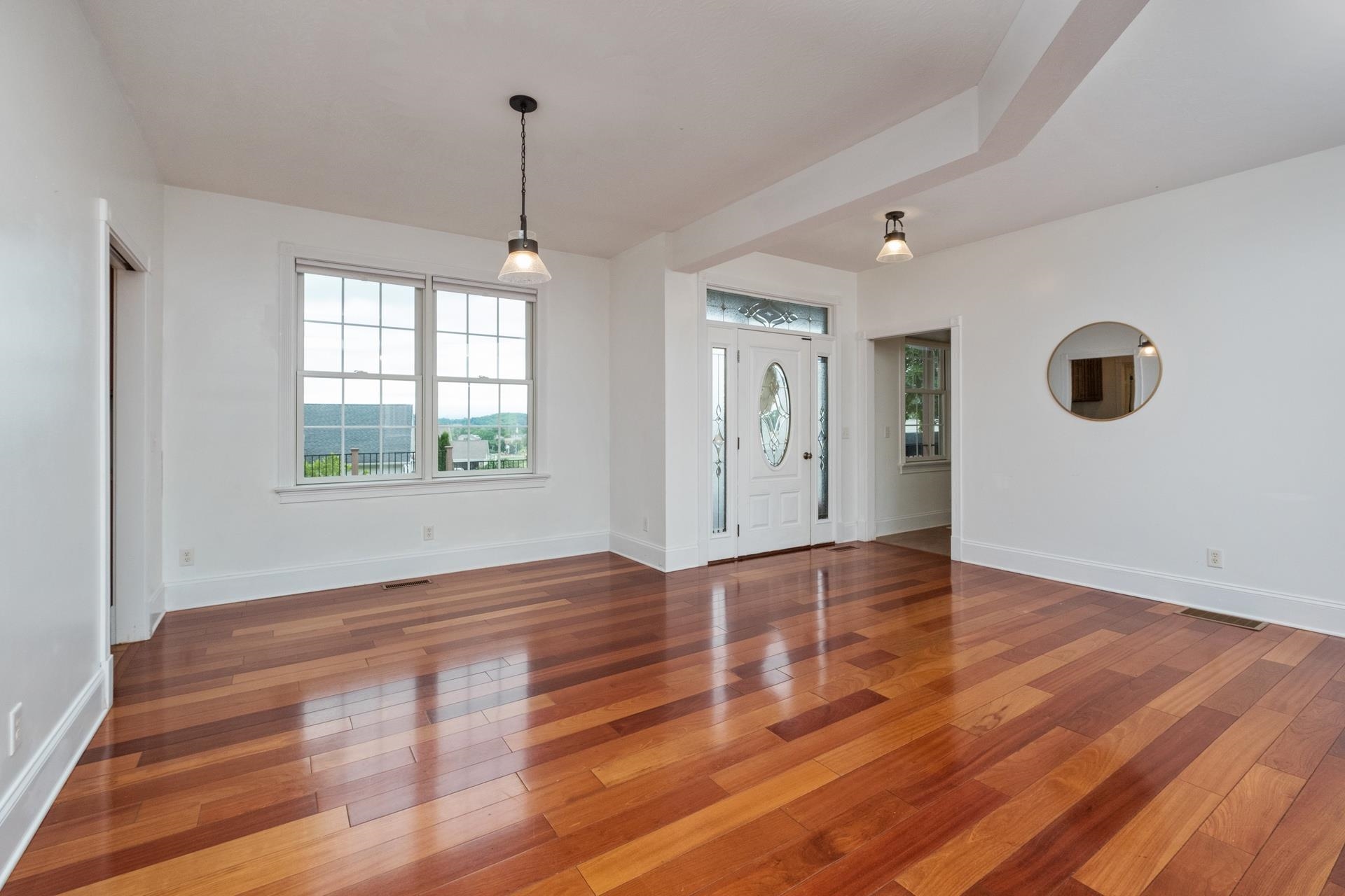 109 LEAVEL CT
