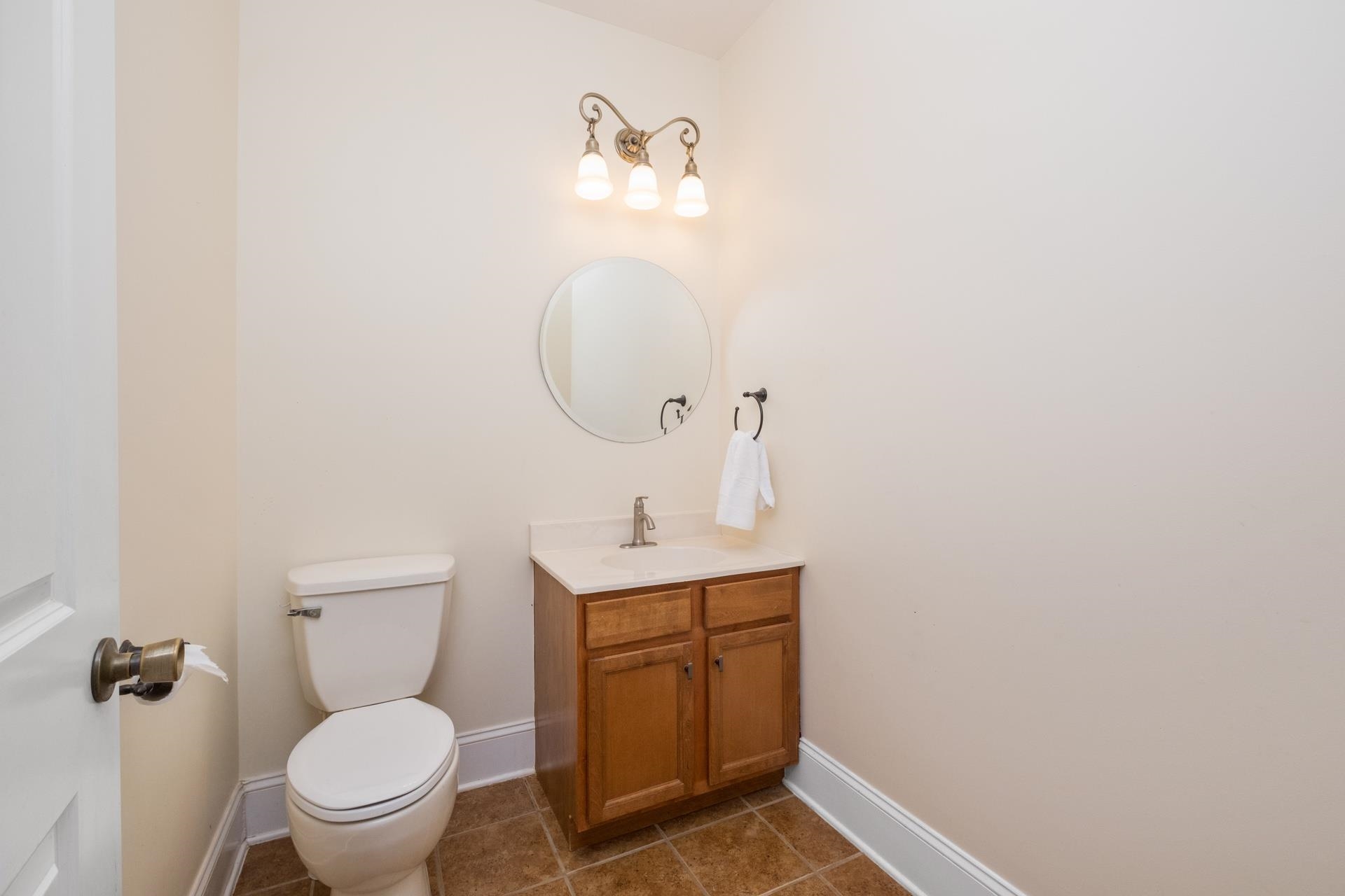 109 LEAVEL CT