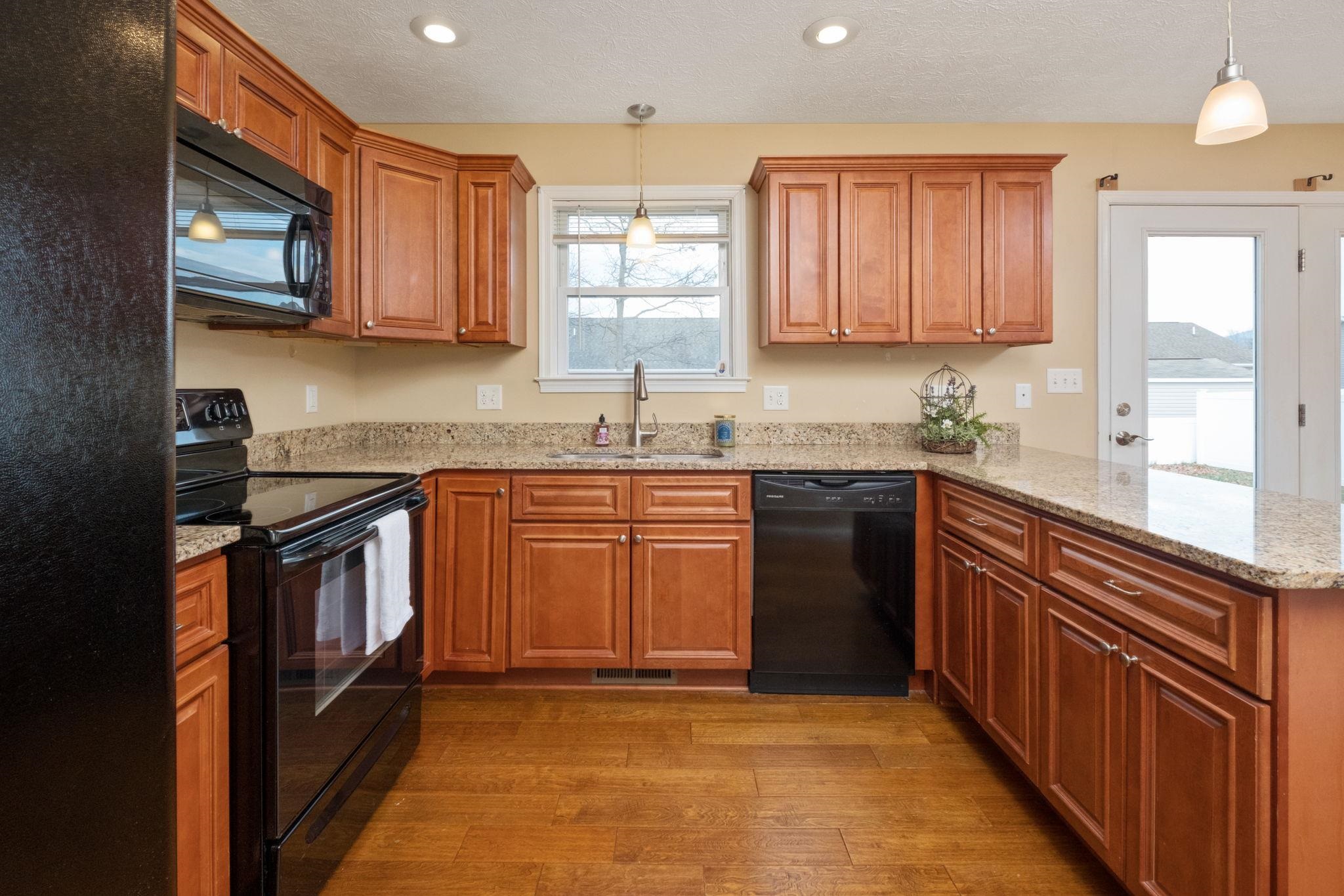 1312 DULCIMER LN