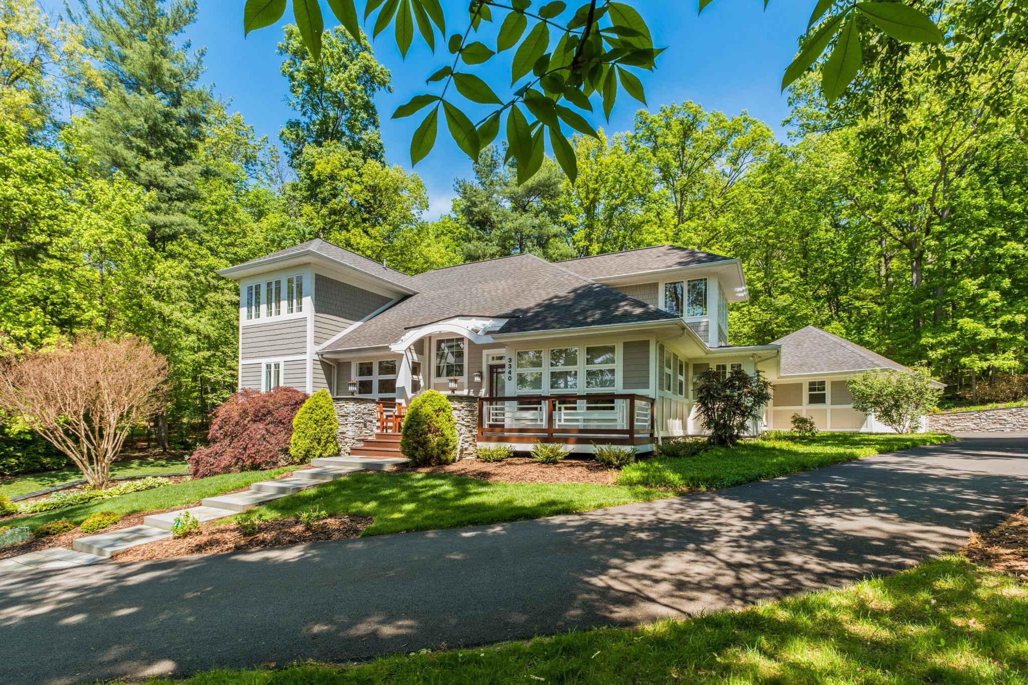3340 BAYBROOK DR
