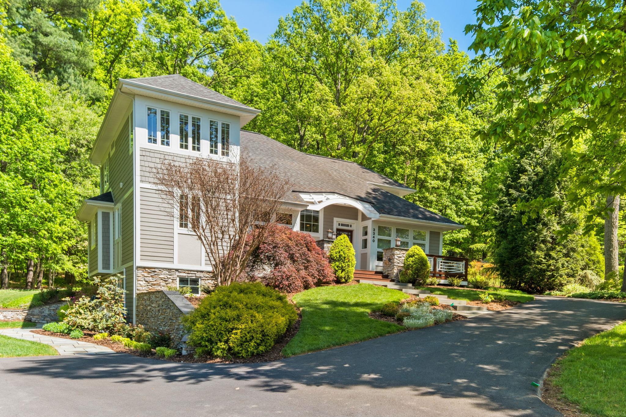 3340 BAYBROOK DR