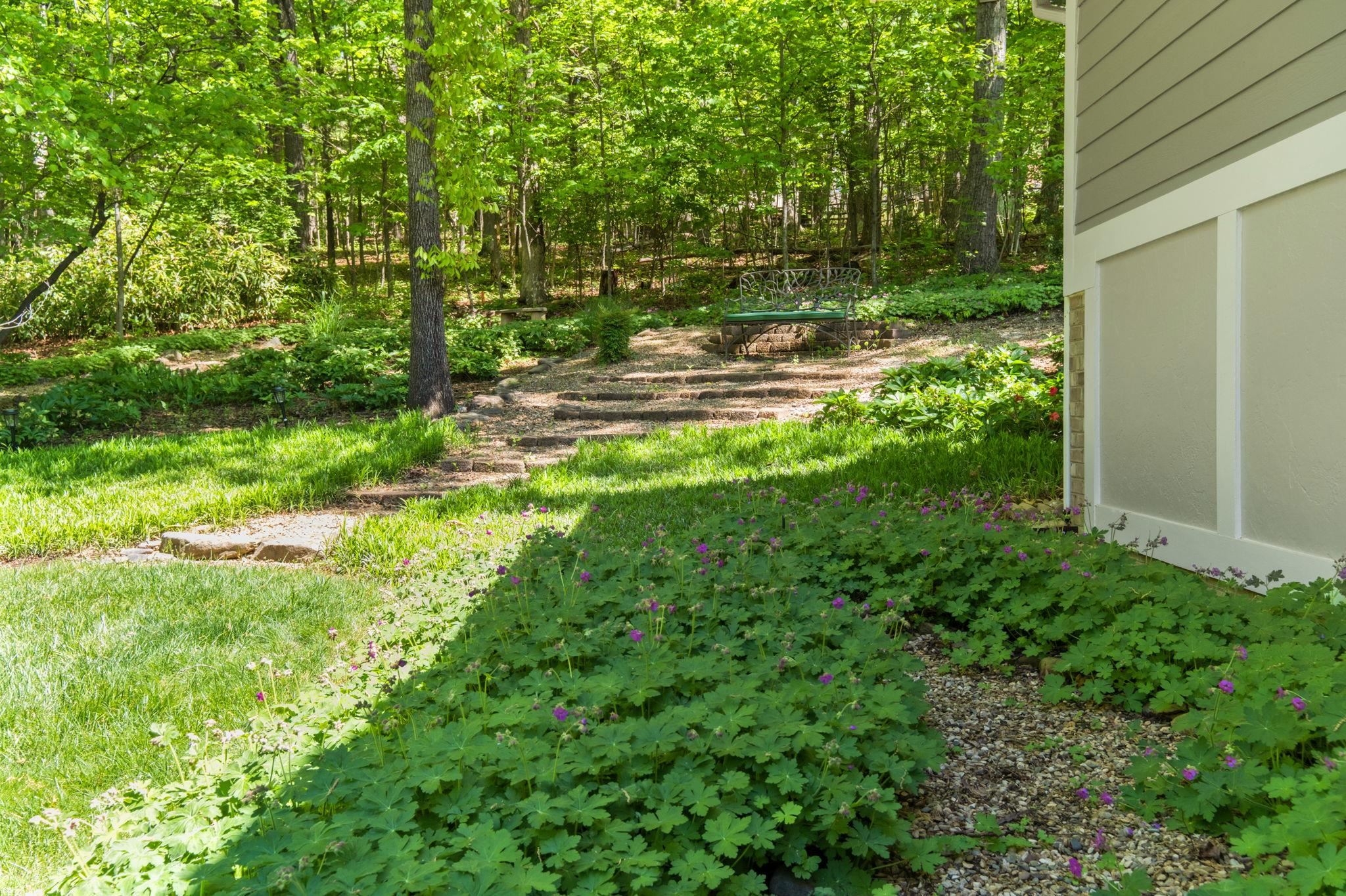 3340 BAYBROOK DR