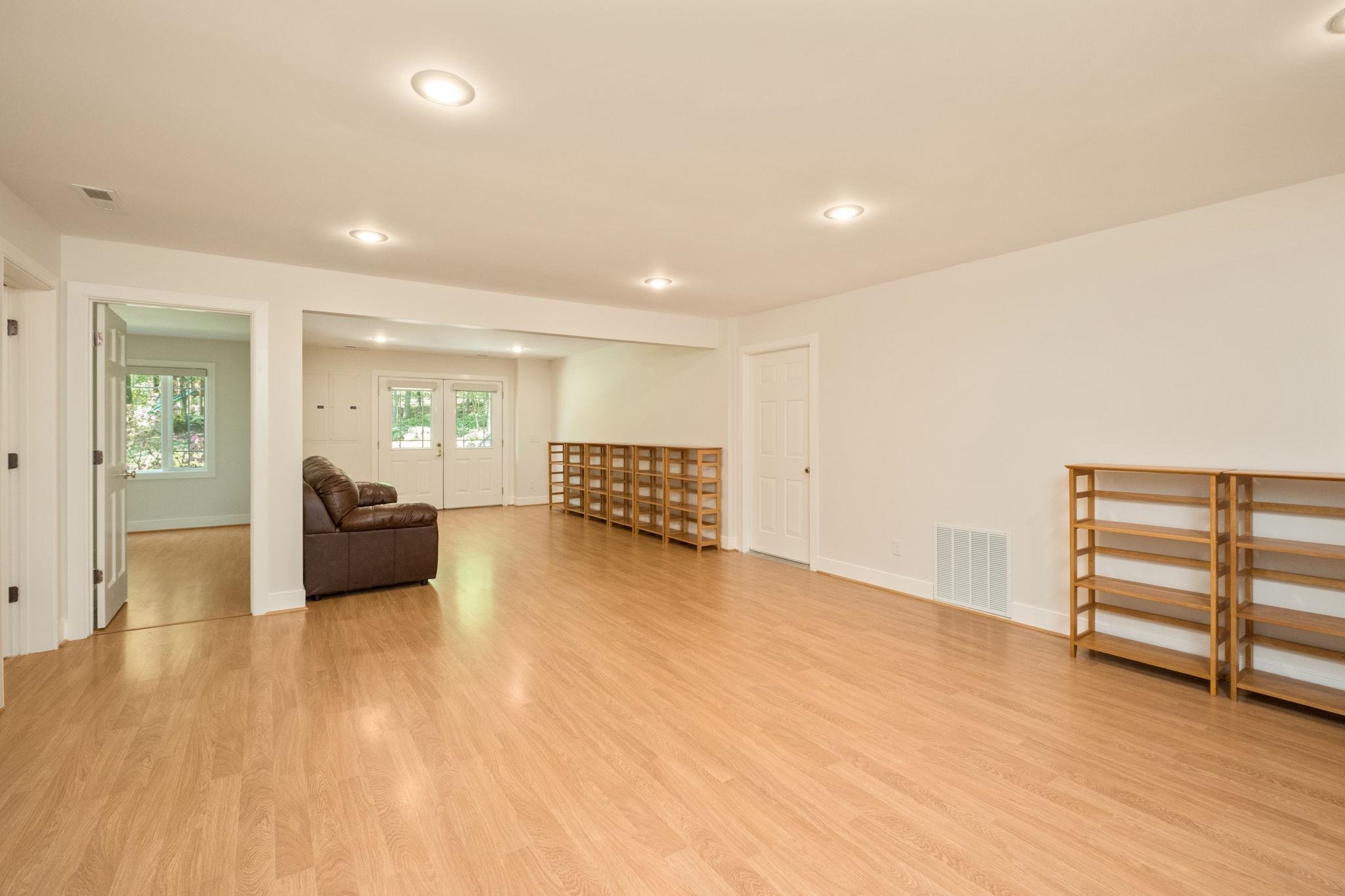 3340 BAYBROOK DR