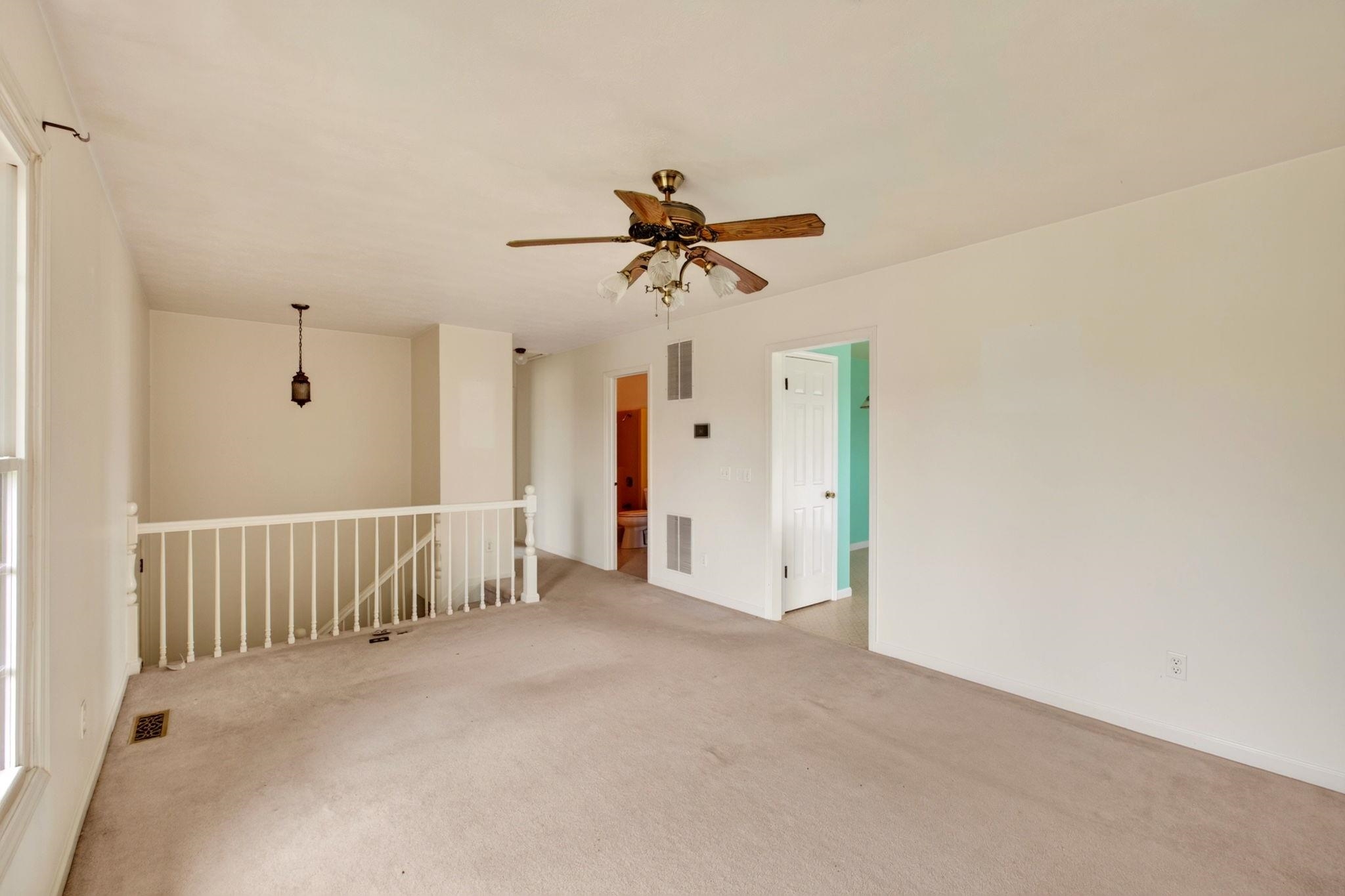 106 HILLSIDE AVE