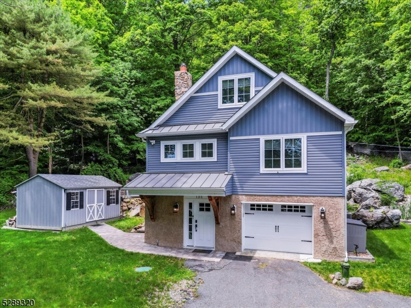135 Lackawanna Dr