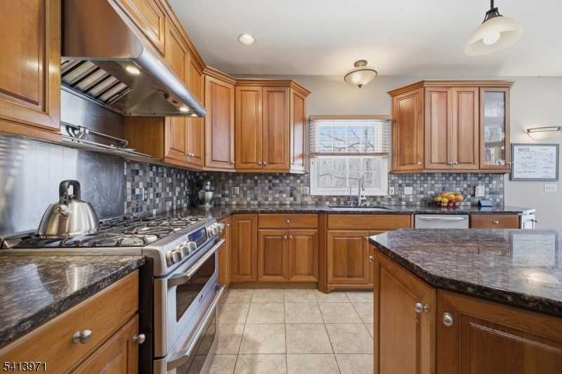 115 Mount Lebanon Rd