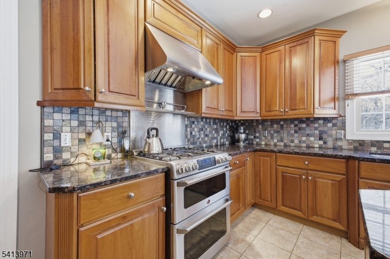 115 Mount Lebanon Rd