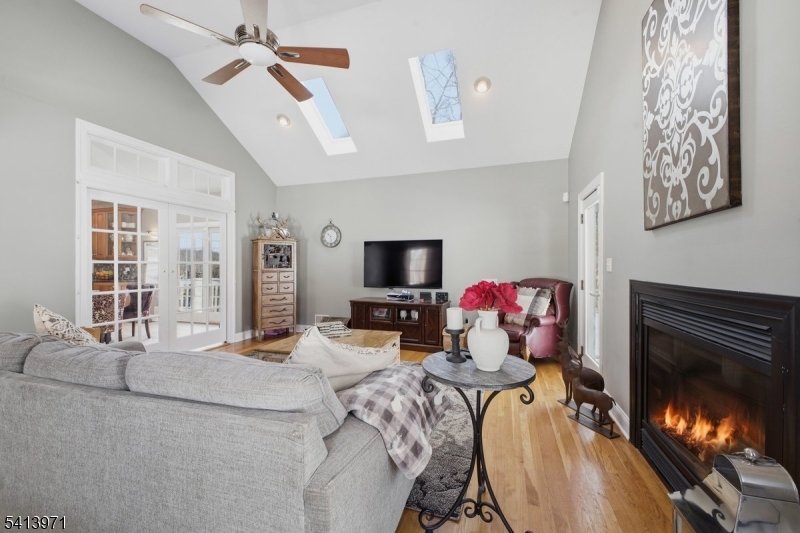 115 Mount Lebanon Rd