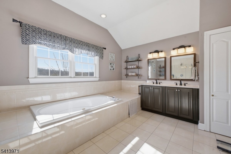 115 Mount Lebanon Rd
