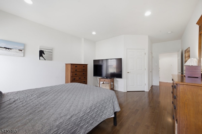 53 Weber Ave