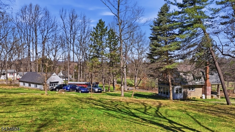 103 Lommason Glen Rd