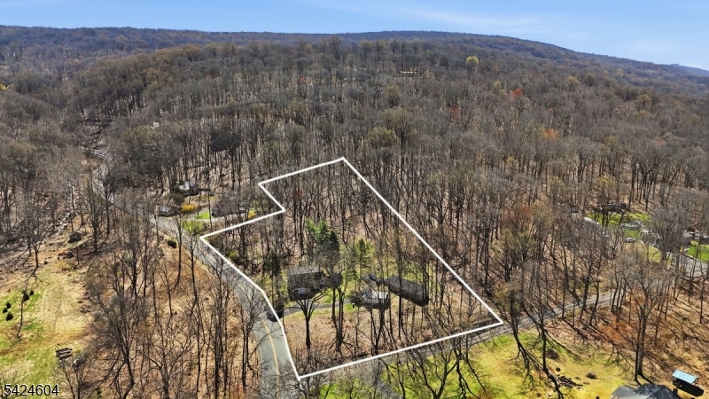 103 Lommason Glen Rd