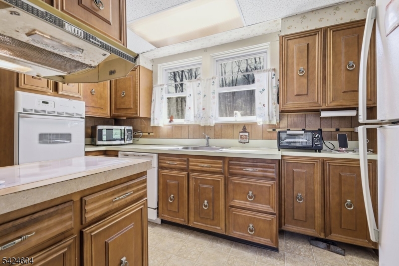 103 Lommason Glen Rd