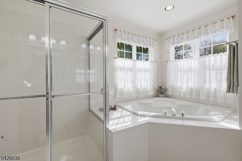3 Bouwrey Pl