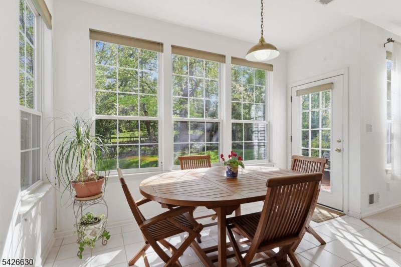 3 Bouwrey Pl