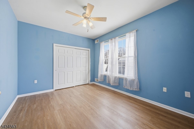 56 Kensington Cir