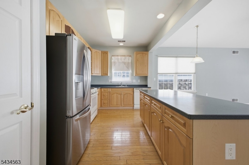 56 Kensington Cir