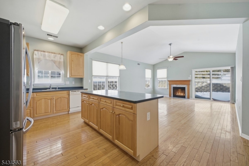 56 Kensington Cir