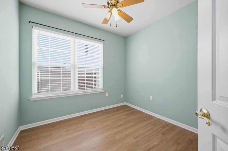 56 Kensington Cir