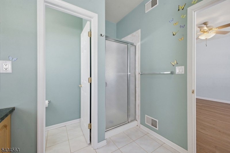 56 Kensington Cir