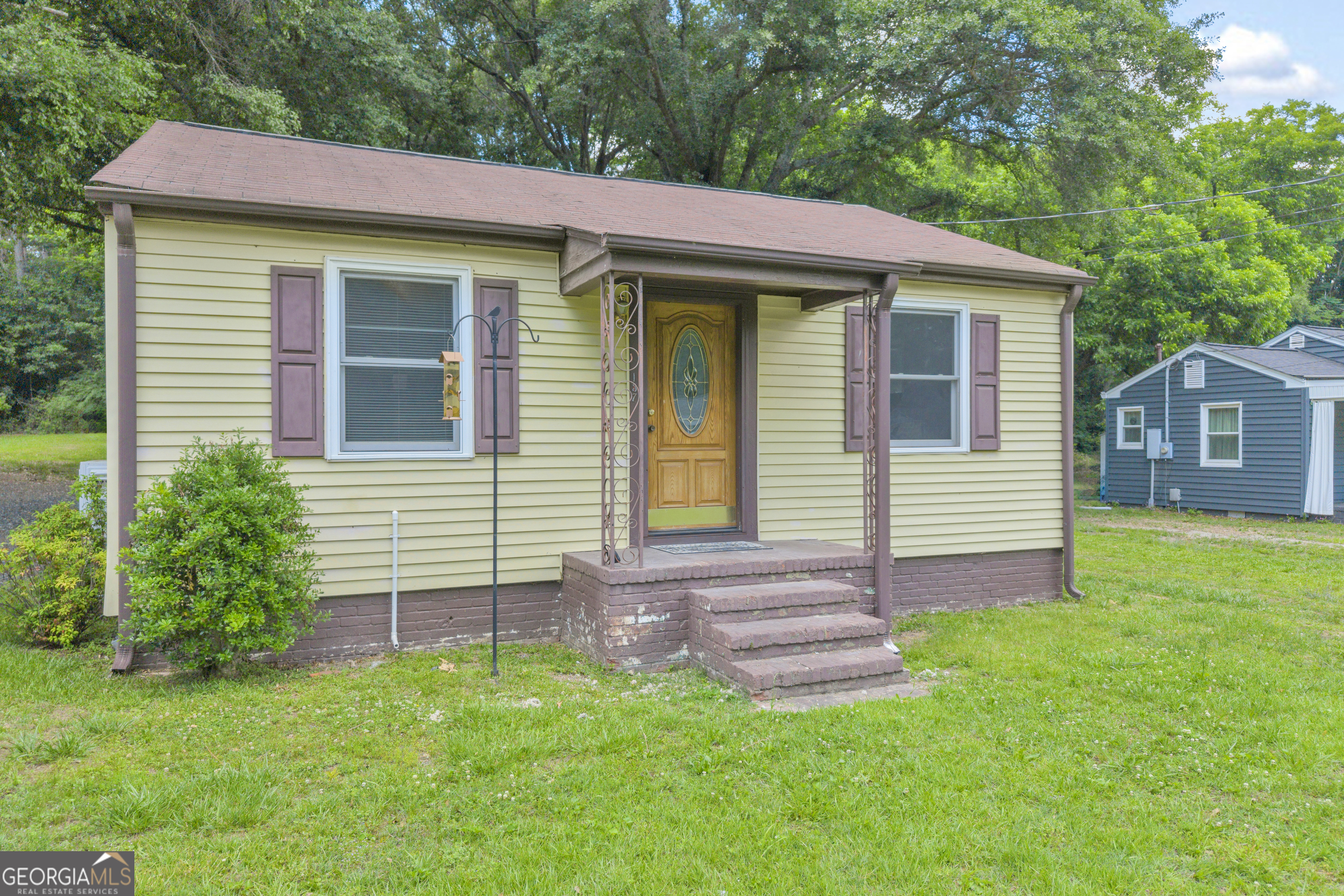 137 Hart Terrace