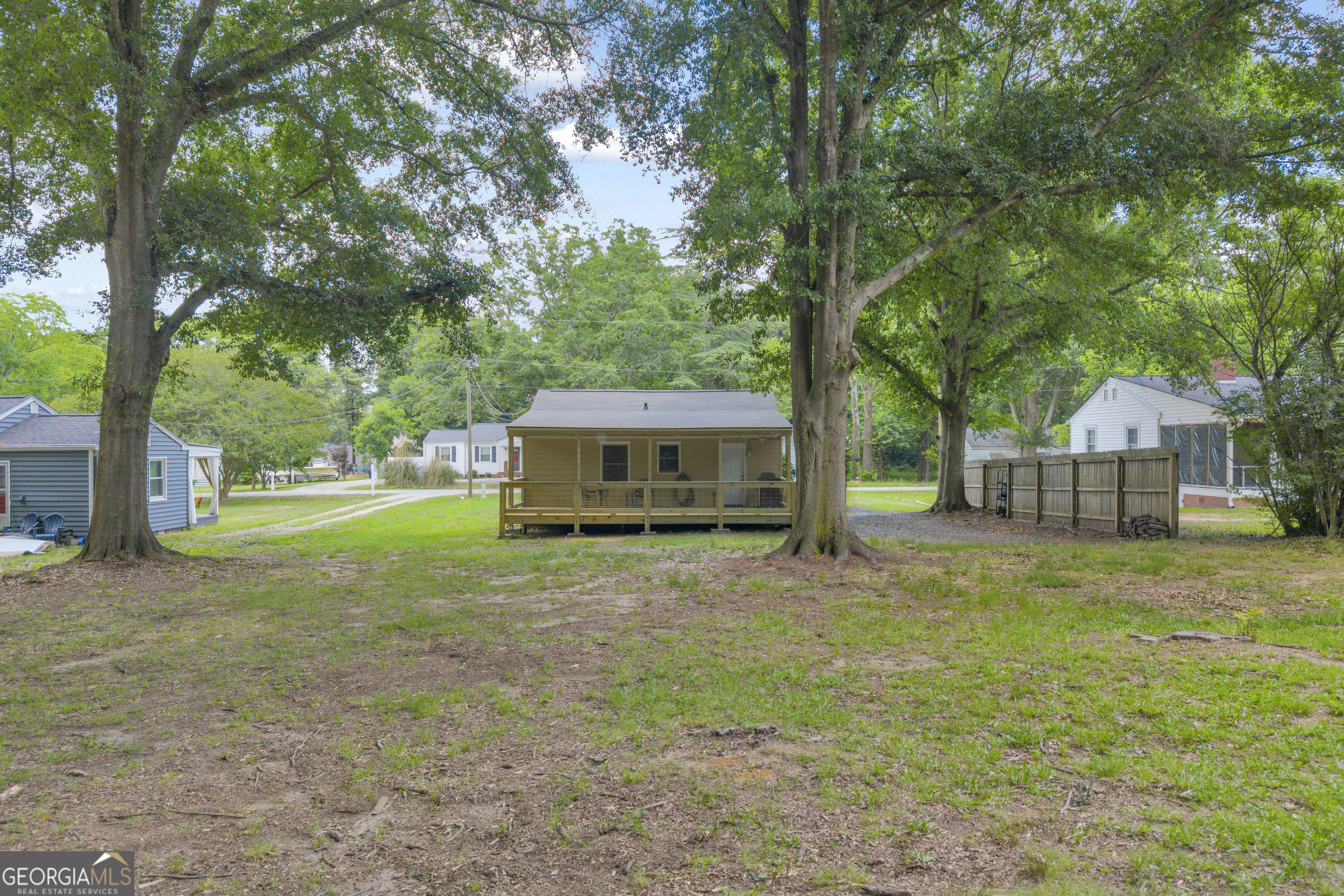 137 Hart Terrace